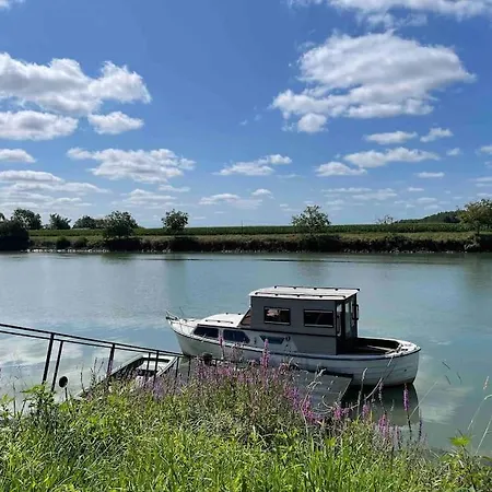 De Charme Au Bord De La Riviere Avec *