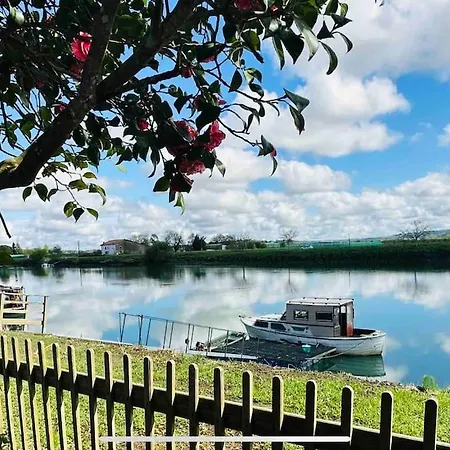 De Charme Au Bord De La Riviere Avec Port-de-Lanne